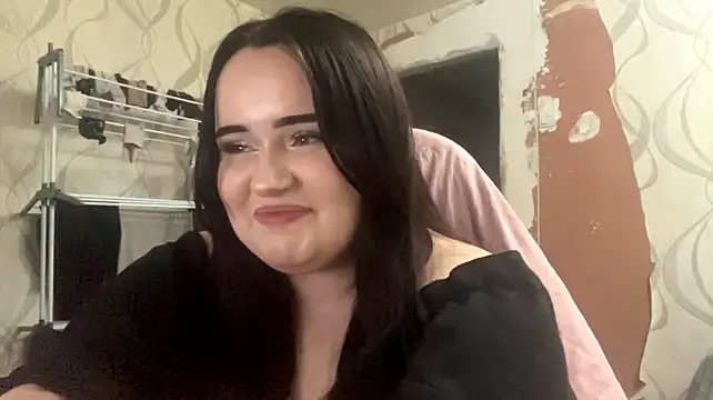 EmiliaBackup stripchat live cam model