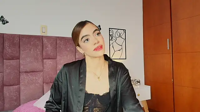 Violetta_Ficher stripchat live cam model