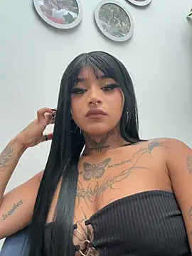 goth_tasha stripchat live cam model