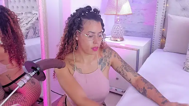 Pamelamiler__ stripchat live cam model