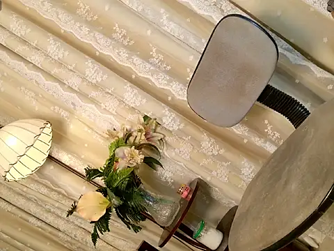 PrettyStranger stripchat live cam model