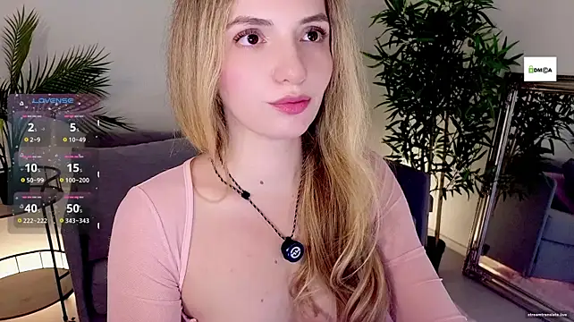 cute_cake stripchat live cam model