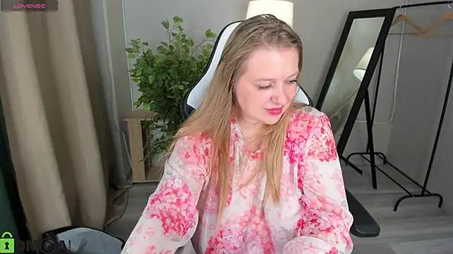 CleoXotie stripchat live cam model