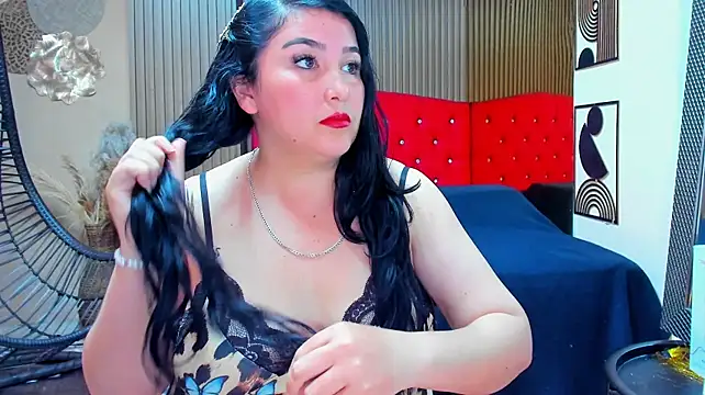 BBWLuxuryMuse stripchat live cam model