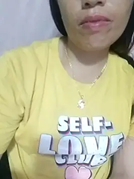 Tu-quyen stripchat live cam model