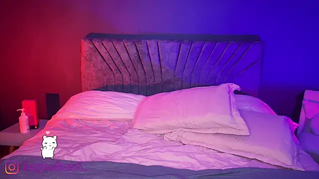 HeyHolland stripchat live cam model