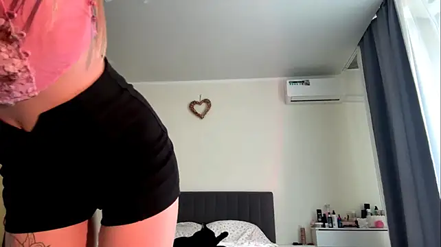 TanekaAmela stripchat live cam model