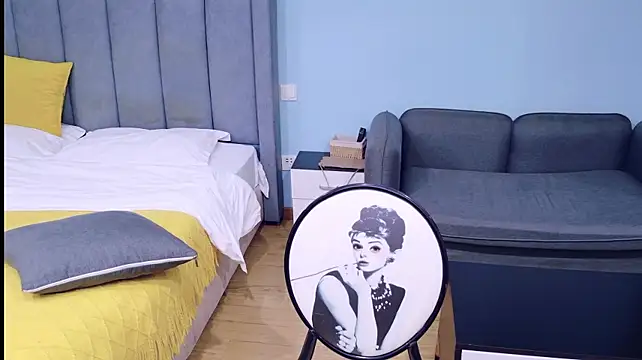 VelvetVixen99 stripchat live cam model