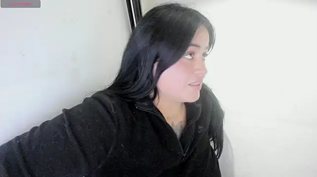 PamelaDoouce stripchat live cam model