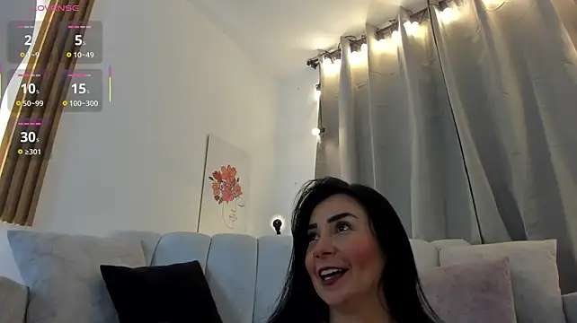 Anniee_333 stripchat live cam model