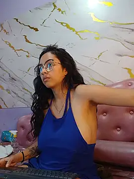 LuciiferBlack stripchat live cam model