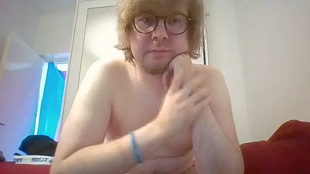 Madclown92 stripchat live cam model