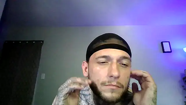 cruz815 stripchat live cam model