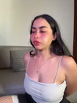 SophieRoyals stripchat live cam model