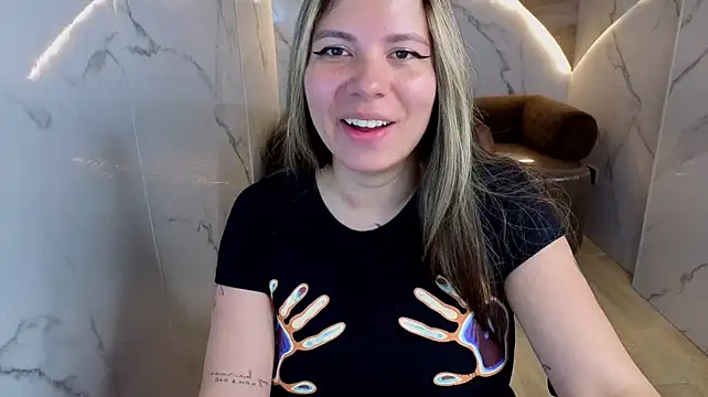 miaa_cn stripchat live cam model