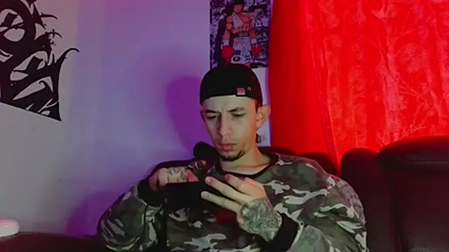 Chris__Jones stripchat live cam model