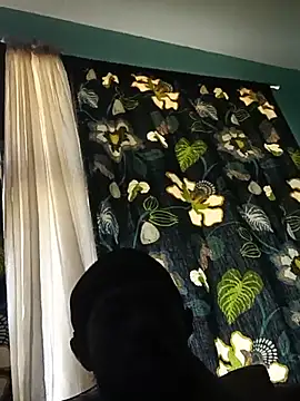 ReallyWooded stripchat live cam model
