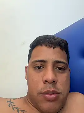 Alejandro_and_Deiby stripchat live cam model