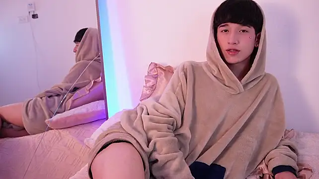 suki_dolll stripchat live cam model