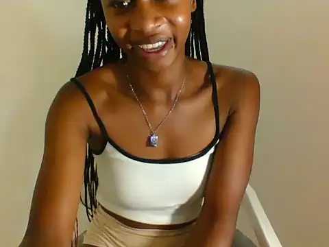 Choco_petite2 stripchat live cam model