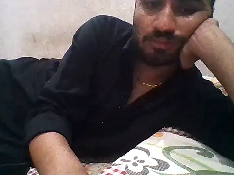 Rooh_afza_22 stripchat live cam model