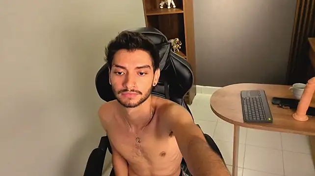 Nicolas_Rider stripchat live cam model