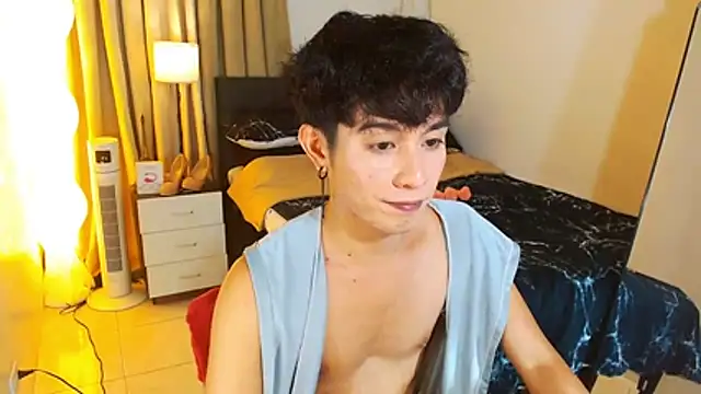 WildestTwink stripchat live cam model