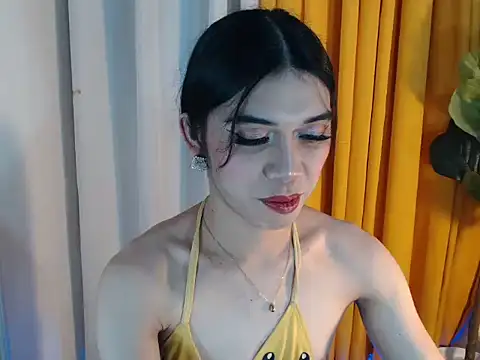 RoseAmarie stripchat live cam model