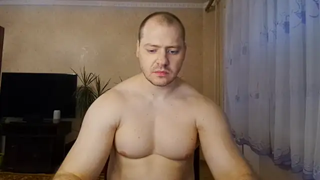 massiveman295 stripchat live cam model