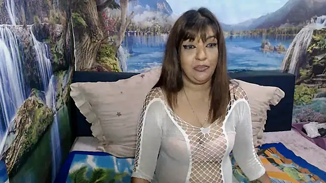 indianaqua stripchat live cam model