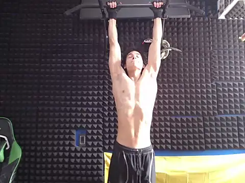 Gymbro42 stripchat live cam model