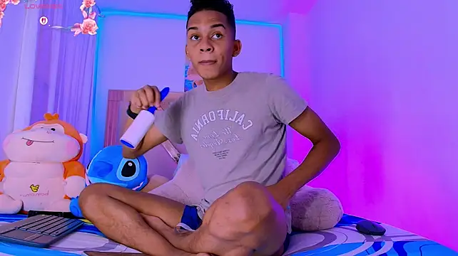 dilan_alfonzo stripchat live cam model