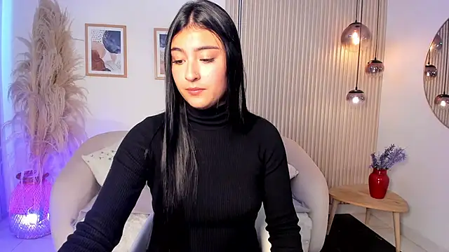 Bella_rochee stripchat live cam model