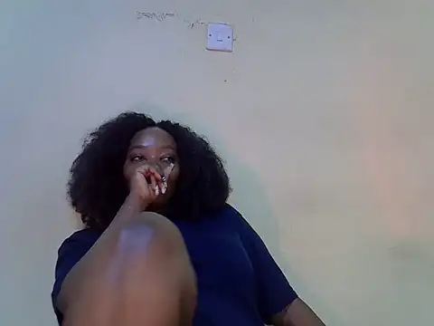 big_bootty96 stripchat live cam model