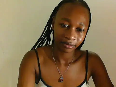 Choco_petite2 stripchat live cam model