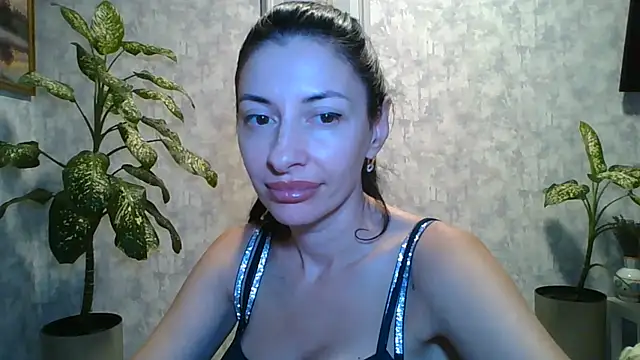 LissaBlossom stripchat live cam model