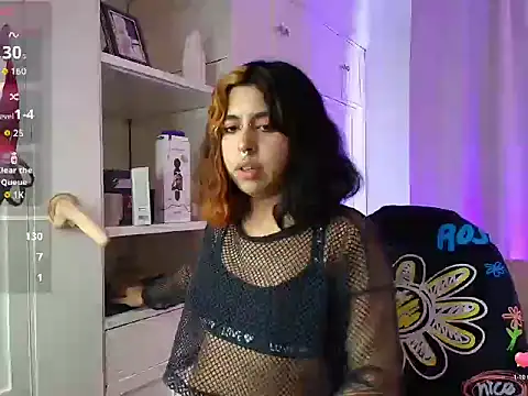the_virginqueen stripchat live cam model