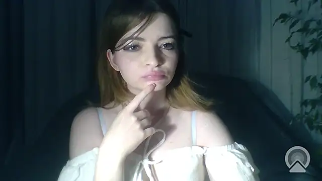 Elirya stripchat live cam model