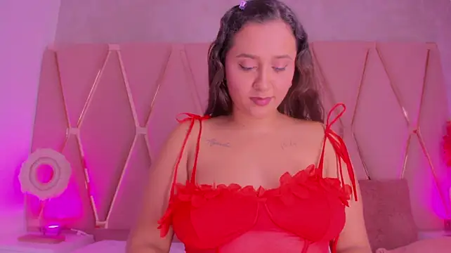 ainhara-rose stripchat live cam model