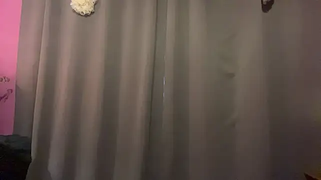 ChrystalWhittet stripchat live cam model