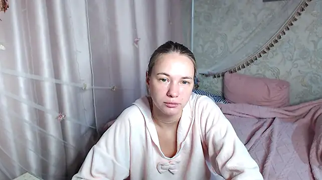 leila_bambi_ stripchat live cam model