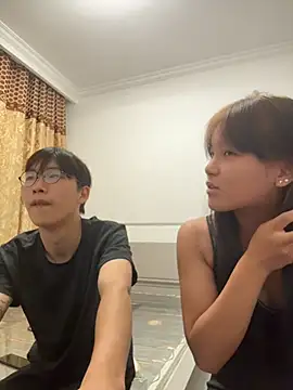 xiaoshuai2660 stripchat live cam model