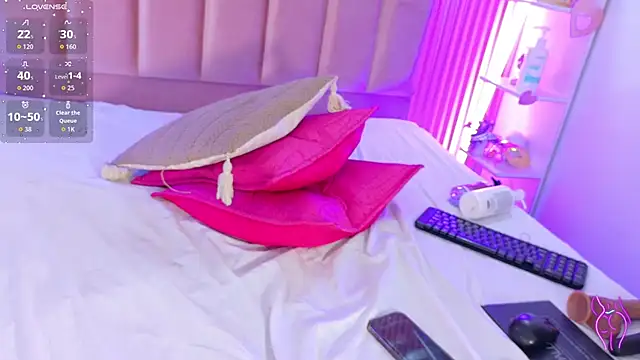 RenataPeach stripchat live cam model