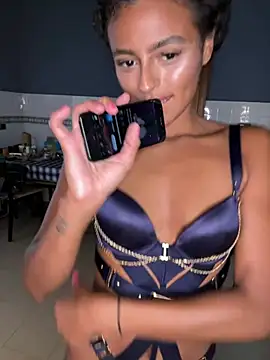 Latinamix stripchat live cam model
