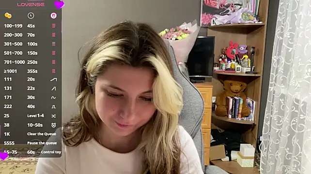 SherikaAzzarella stripchat live cam model