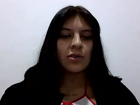 Kate-Pauhl stripchat live cam model