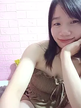 Yimy19 stripchat live cam model