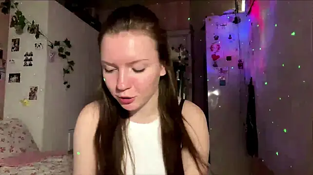 mossdusk stripchat live cam model