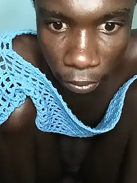 sweetonyango stripchat live cam model
