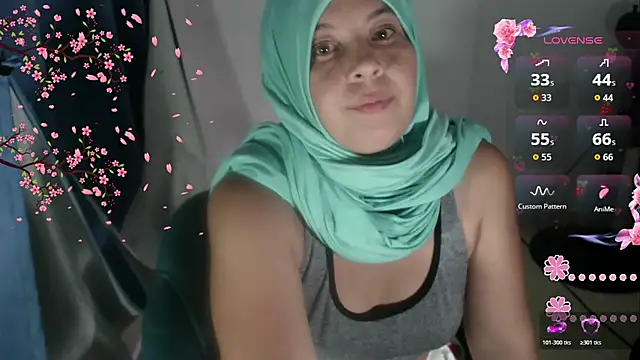 MELEK_SAMAD stripchat live cam model